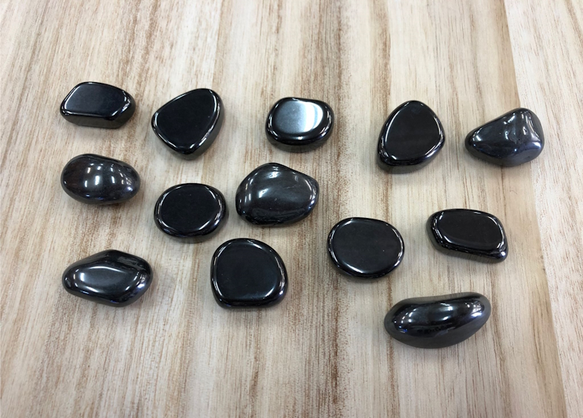 Rodado Hematite  2 cm Aprox